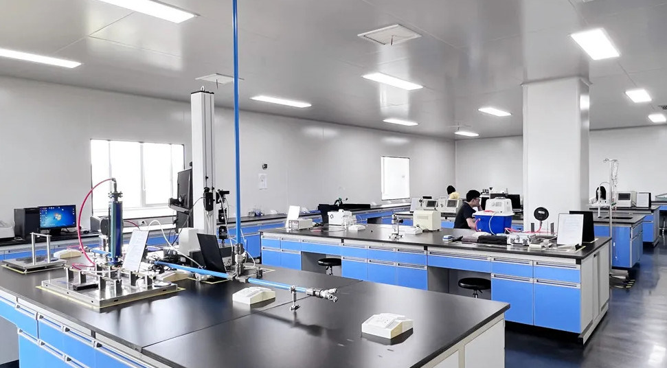 Zhejiang Runqiang Medical Instruments Co.,Ltd γραμμή παραγωγής του κατασκευαστή